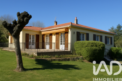 Maison à vendre à CAMBES  - 7 pièces - 201 m² 