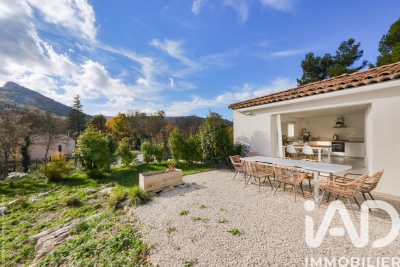 Maison à vendre à PLAN-D'AUPS-STE-BAUME  - 5 pièces - 109 m² 