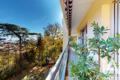 Appartement à vendre à STE-FOY-LÈS-LYON  - 6 pièces - 147 m² 