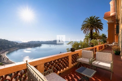 Apartment for sale in VILLEFRANCHE-SUR-MER   - 123 m² 