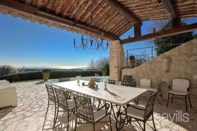 Maison &agrave; vendre &agrave; VENCE  - 8 pi&egrave;ces - 362 m&sup2; 