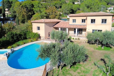 Maison &agrave; vendre &agrave; LA MOTTE  - 8 pi&egrave;ces - 210 m&sup2; 