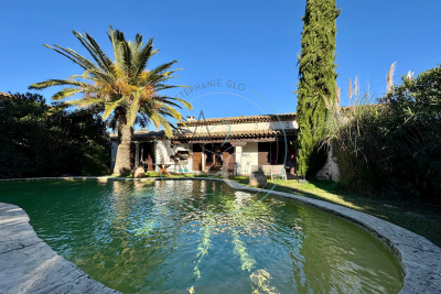 Maison &agrave; vendre &agrave; GRIMAUD  - 6 pi&egrave;ces - 235 m&sup2; 