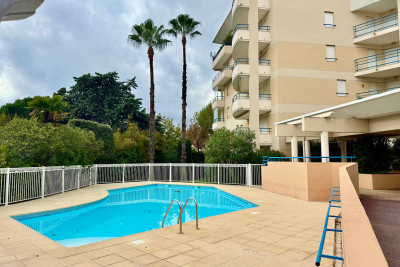 Appartement à vendre à FRÉJUS  - 2 pièces - 32 m² 