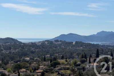 Maison &agrave; vendre &agrave; MOUGINS  - 5 pi&egrave;ces - 90 m&sup2; 