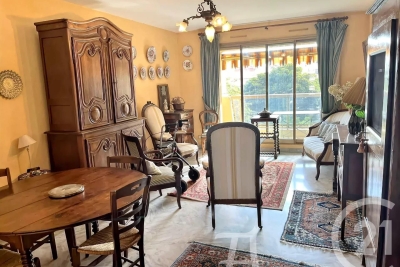 Appartement &agrave; vendre &agrave; MENTON  - 3 pi&egrave;ces - 66 m&sup2; 