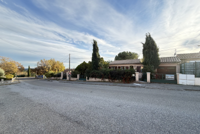 Maison à vendre à RÉGUSSE  - 4 pièces - 68 m² 