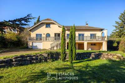 Maison à vendre à FRANCHEVILLE  - 8 pièces - 198 m² 