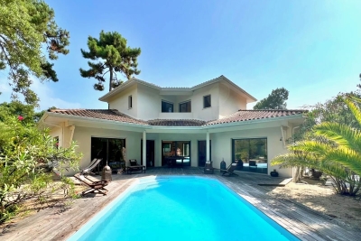 Maison à vendre à LÈGE-CAP-FERRET  - 7 pièces - 201 m² 