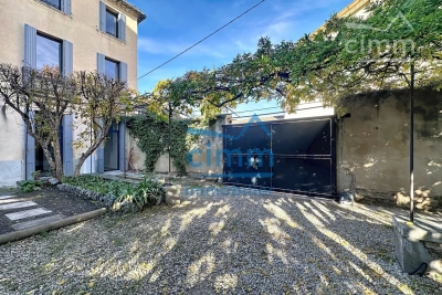 Maison à vendre à CARPENTRAS  - 6 pièces - 176 m² 