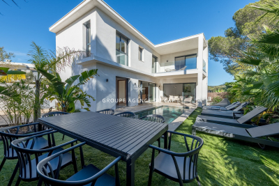 Maison &agrave; vendre &agrave; ST-RAPHAËL Est - 5 pi&egrave;ces - 160 m&sup2; 