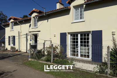Maison &agrave; vendre &agrave; USSON DU POITOU Montbernage - 10 pi&egrave;ces - 173 m&sup2; 
