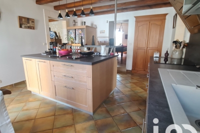 Maison à vendre à Romegoux  - 10 pièces 295 m² 