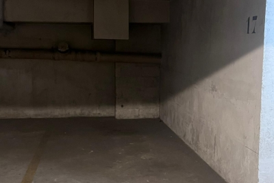 Parking/Garage à vendre fond de commerce a