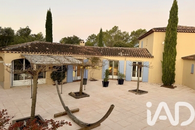 Maison à vendre fond de commerce a