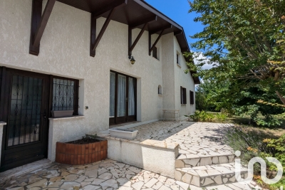 Maison à vendre fond de commerce a