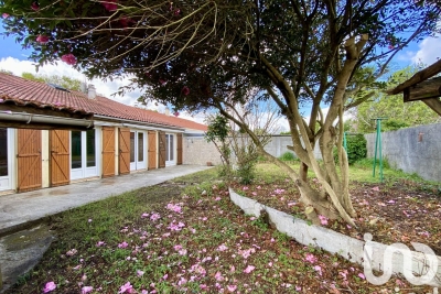Maison à vendre à ST-MÉDARD-EN-JALLES  - 5 pièces - 123 m² 