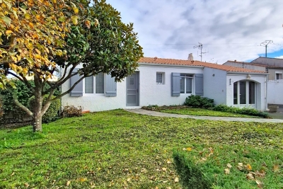 Maison à vendre à ST SAUVEUR D AUNIS  - 4 pièces - 82 m² 