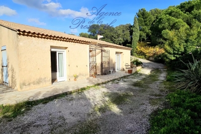 Maison à vendre à HYÈRES  - 3 pièces - 79 m² 