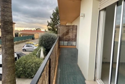 Appartement &agrave; louer &agrave; ST-LAURENT-DU-VAR  - 3 pi&egrave;ces - 75 m&sup2; 