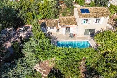 Maison à vendre à LES ADRETS-DE-L'ESTÉREL  - 5 pièces - 115 m² 