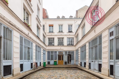 Commerce à vendre à PARIS 10EME Parc de Montsouris 3 - 2 pièces - 94 m² 
