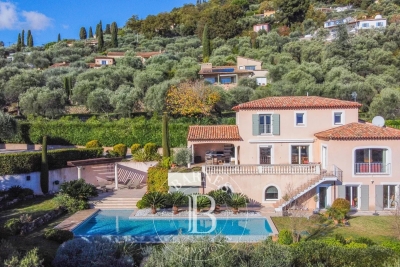 Maison &agrave; vendre &agrave; CABRIS  - 7 pi&egrave;ces - 233 m&sup2; 