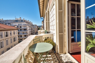Apartment for sale in NICE Cimiez - 3 rooms - 92 m² 