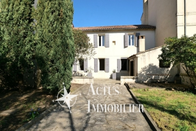 Maison à vendre à SALON-DE-PROVENCE  - 6 pièces - 136 m² 