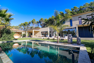 Maison à vendre terrain pied dans l eau var