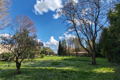 Maison &agrave; vendre &agrave; ARLES Vaufreges-Leon Lachamp - 8 pi&egrave;ces - 212 m&sup2; 