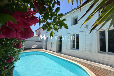 Maison &agrave; vendre &agrave; ST PALAIS SUR MER  - 5 pi&egrave;ces - 120 m&sup2; 