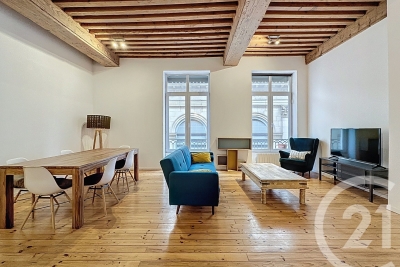Appartement à louer à LYON 1ER  - 3 pièces - 105 m² 