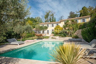 Maison à vendre à AIX-EN-PROVENCE  - 9 pièces - 302 m² 