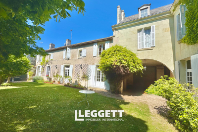 Maison &agrave; vendre &agrave; MONTS SUR GUESNES Montbernage - 7 pi&egrave;ces - 260 m&sup2; 