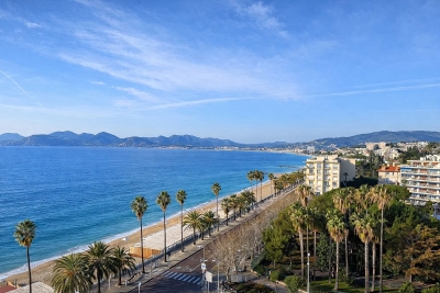 Apartment for sale in CANNES  - 2 rooms - 46 m&sup2; 