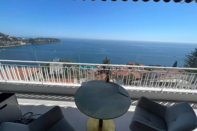 Apartment for sale in ROQUEBRUNE-CAP-MARTIN Carnoles - 3 rooms - 84 m&sup2; 