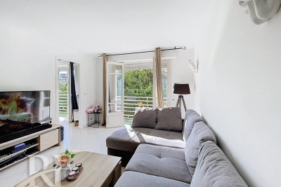 Apartment for sale in CANNES  - 2 rooms - 47 m² 