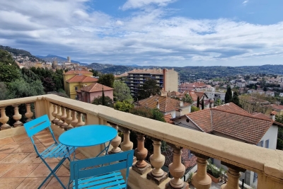 Appartement &agrave; vendre &agrave; GRASSE  - 4 pi&egrave;ces - 99 m&sup2; 