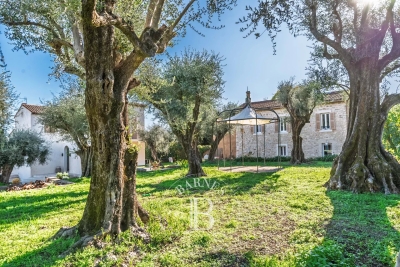 Maison à vendre pierre vue mougins