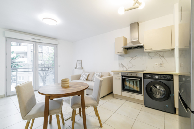 Appartement à louer à NICE Abbaye de Roseland - 2 pièces - 38 m² 