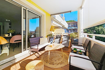 Apartment for sale in CAVALAIRE-SUR-MER Sud - 4 rooms - 84 m² 