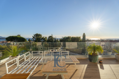 Apartment for sale in BANDOL  - 4 rooms - 118 m² 