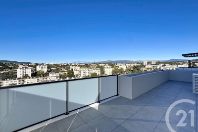 Apartment for sale in CANNES  - 2 rooms - 47 m² 