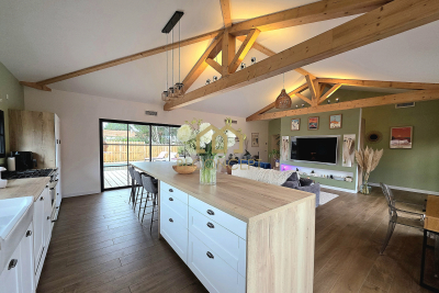 Maison à vendre à LA TESTE-DE-BUCH  - 8 pièces - 176 m² 