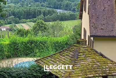 Maison &agrave; vendre &agrave; CASTELS ET BEZENAC  - 7 pi&egrave;ces - 352 m&sup2; 