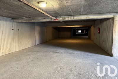 Parking/Garage à vendre 66420
