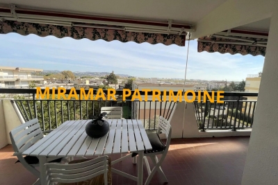 Appartement &agrave; vendre &agrave; MANDELIEU-LA-NAPOULE Pasteur - 4 pi&egrave;ces - 99 m&sup2; 