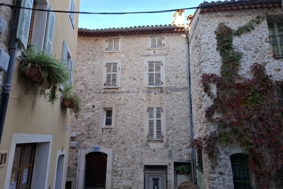 Maison à vendre à VENCE  - 7 pièces - 197 m² 