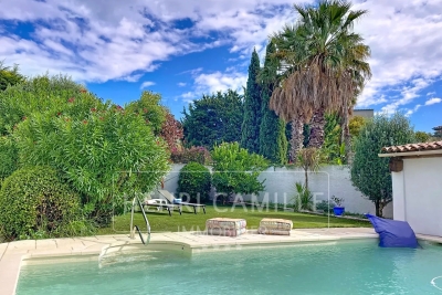 Maison &agrave; vendre &agrave; CANNES Le Broc - 11 pi&egrave;ces - 470 m&sup2; 